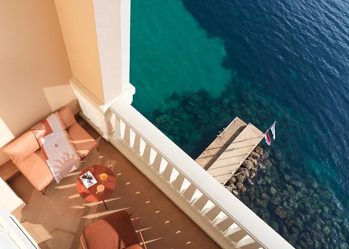 Monte-Carlo Bay Hotel & Resort